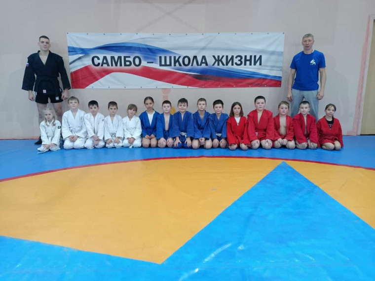 Самбо в школу!.